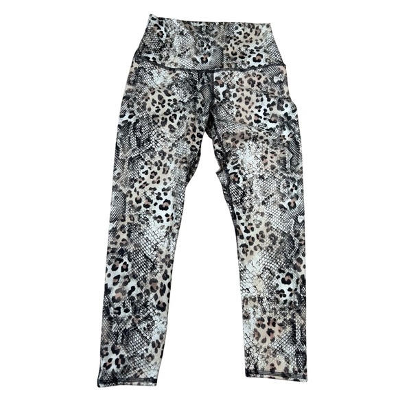 Evolution and Creation Animal Print High Waisted Crop Leggings Athleisure - Picture 1 of 6